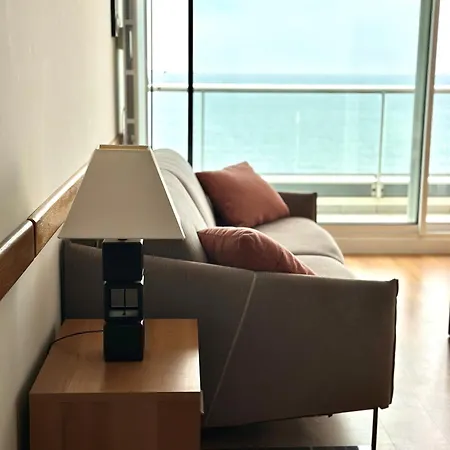 Joli Avec Vue Imprenable Sur La Baie Des Sables - 4 Pers