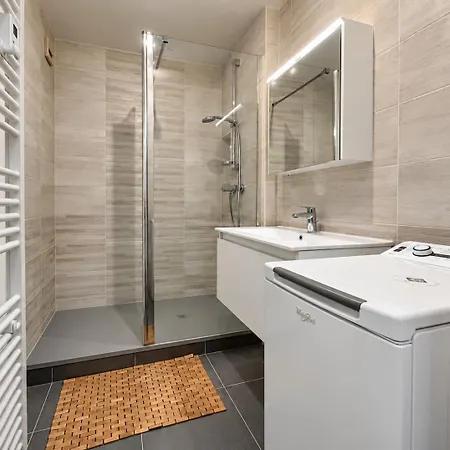 Joli Avec Vue Imprenable Sur La Baie Des Sables - 4 Pers Appartement *