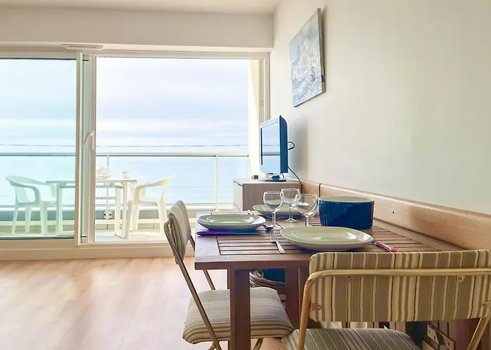 Apartmán Joli Avec Vue Imprenable Sur La Baie Des Sables - 4 Pers